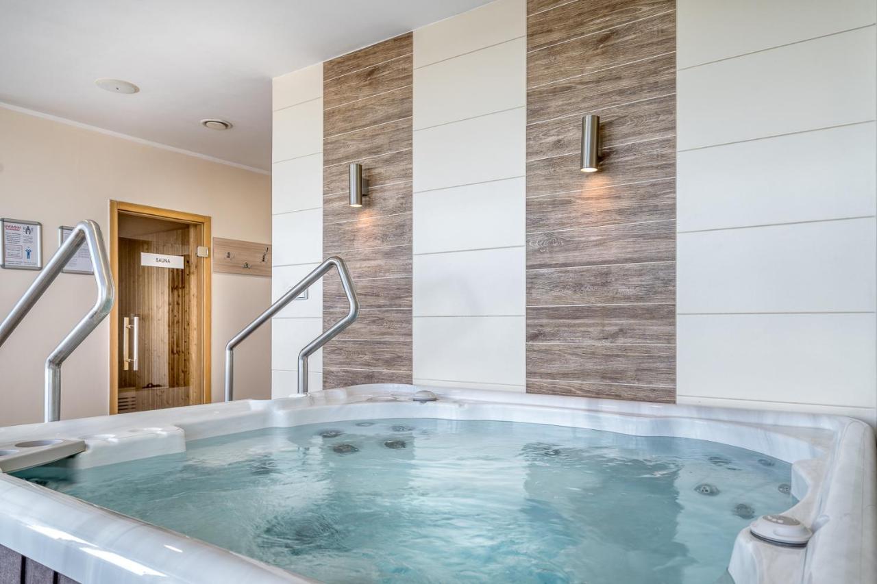 Hotel Stork Brodnica  Ngoại thất bức ảnh